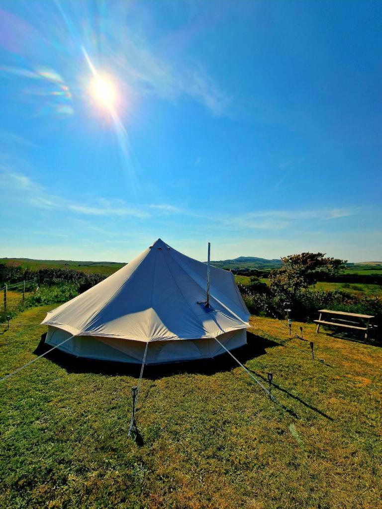 Beautiful 1-Bed Bell Tent In Holyhead Exteriér fotografie